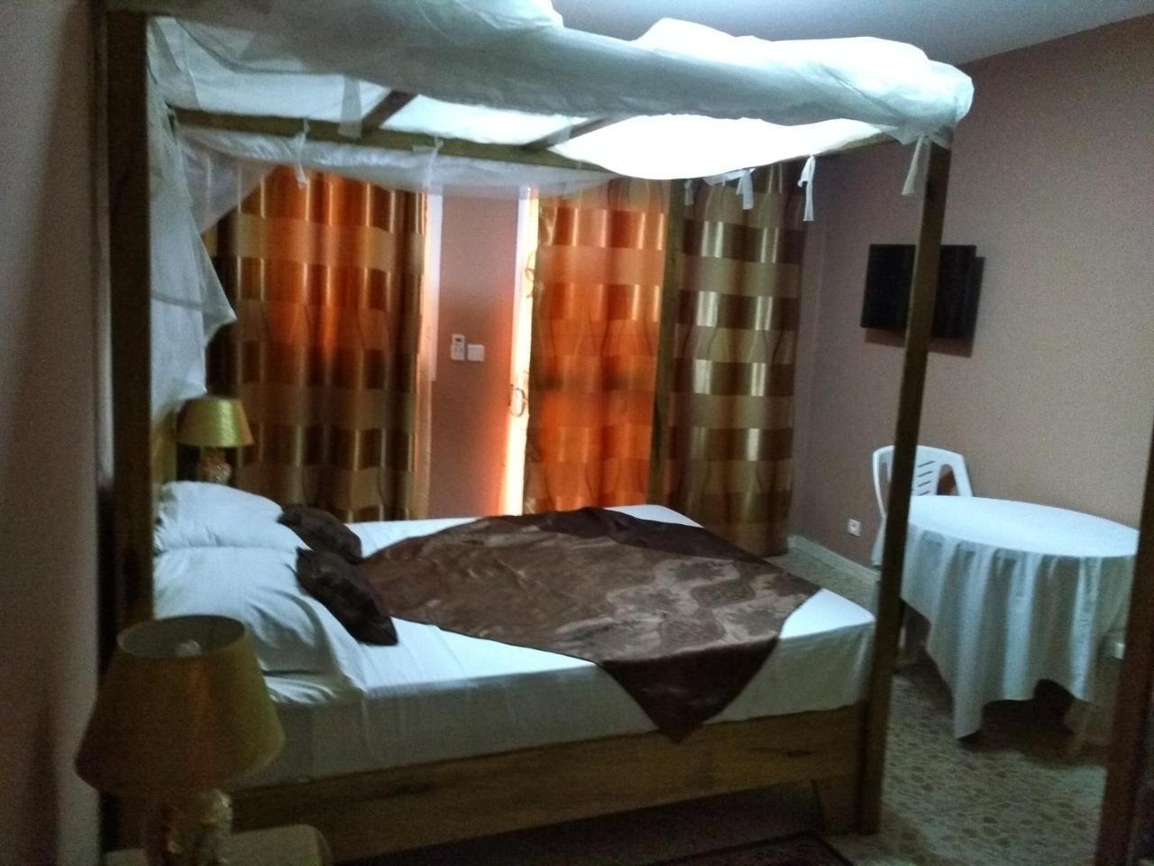 Africa 6 Plage Сомон Экстерьер фото